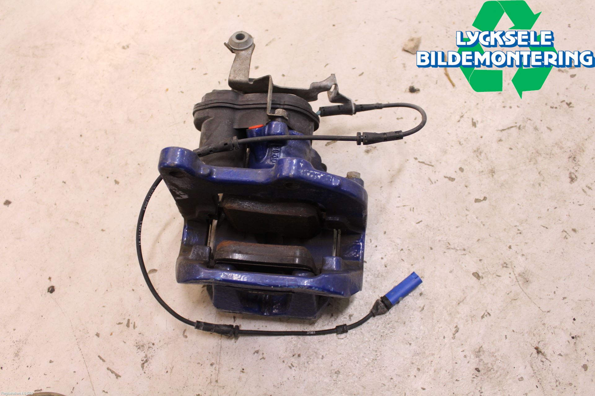 BMW 5 G30/G31/F90 17-23 Bromsok Bak Höger
