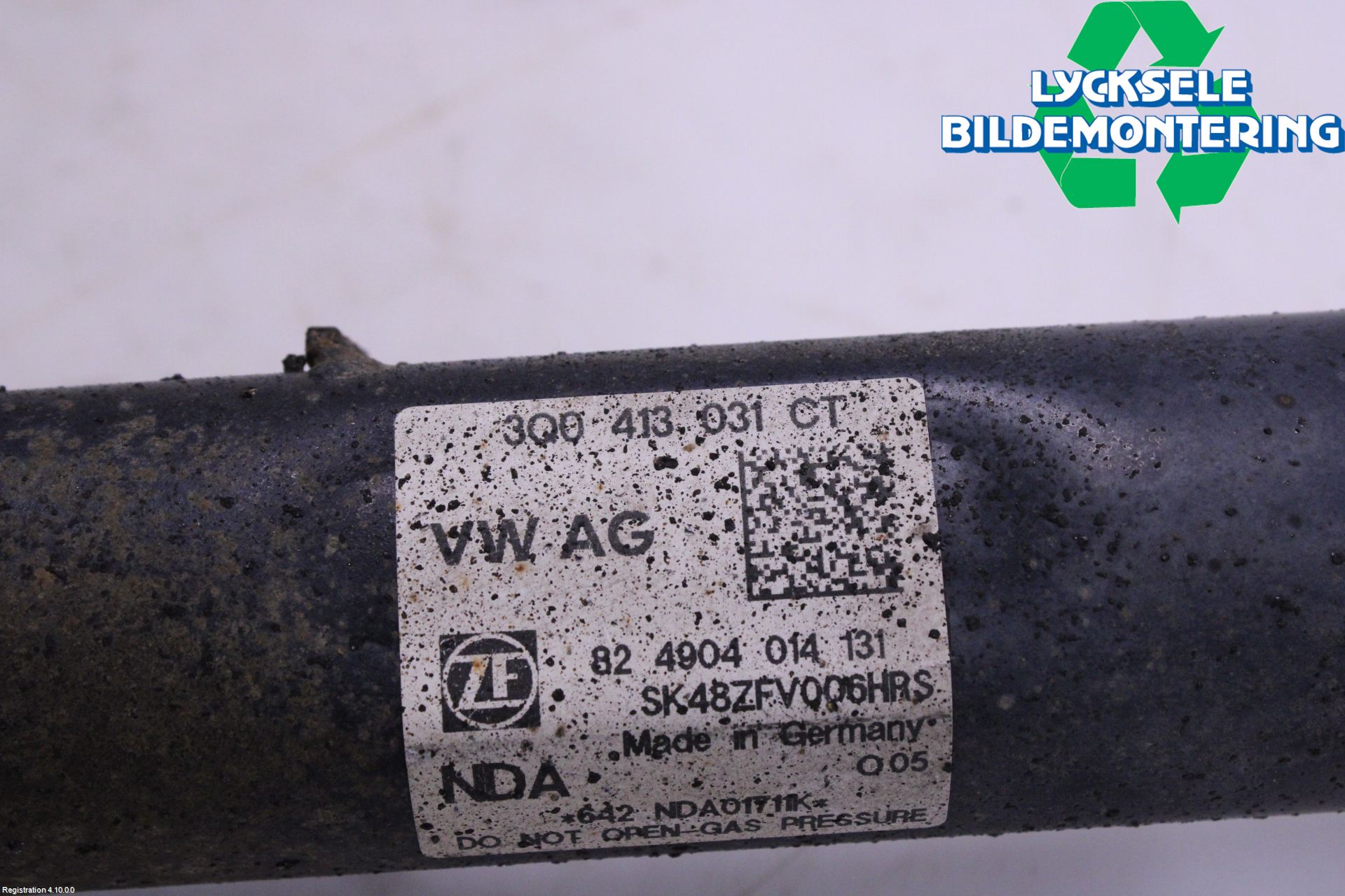 Skoda SUPERB 16-24 Fjäderben Fram Höger