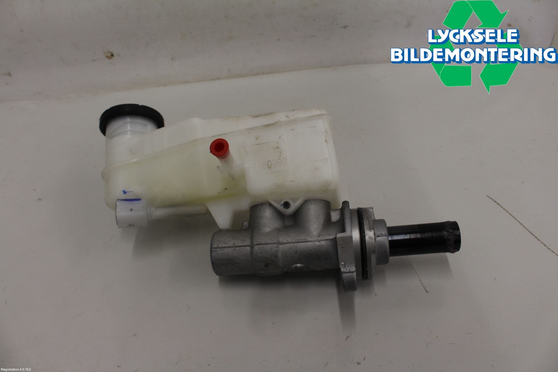 Toyota HILUX 16- Broms Huvudcylinder