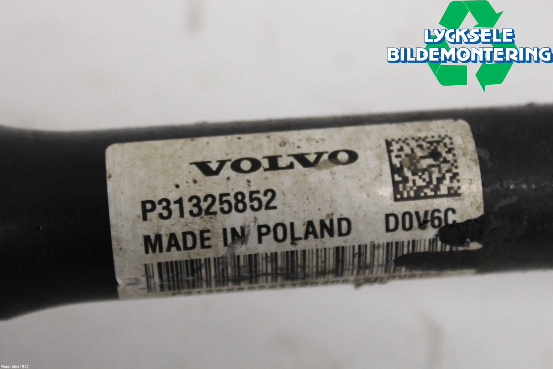 Volvo V90 CROSS COUNTRY 17->> Drivaxel Fram Vänster