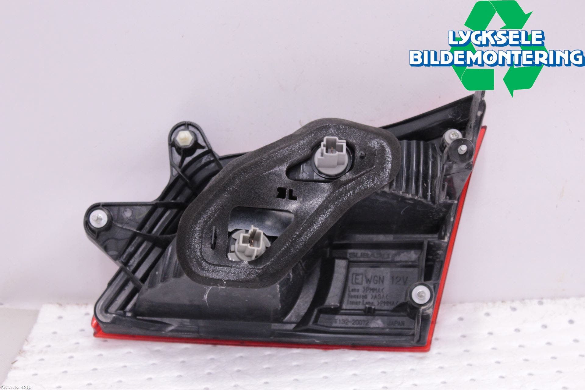 Subaru OUTBACK 10-15 Bakljus Lucka Vä