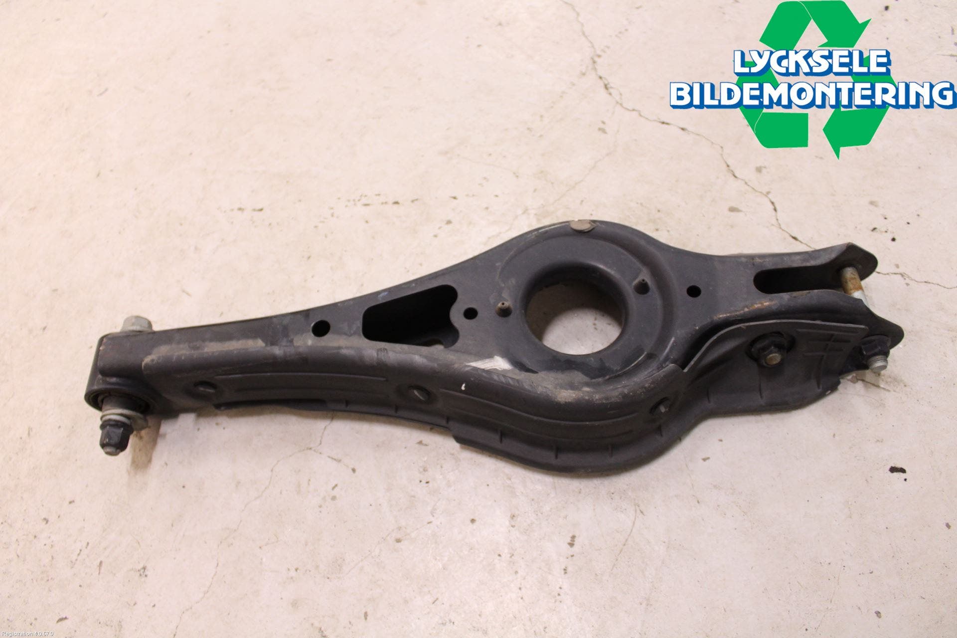 Kia OPTIMA 16-20 Bärarm Bak Höger