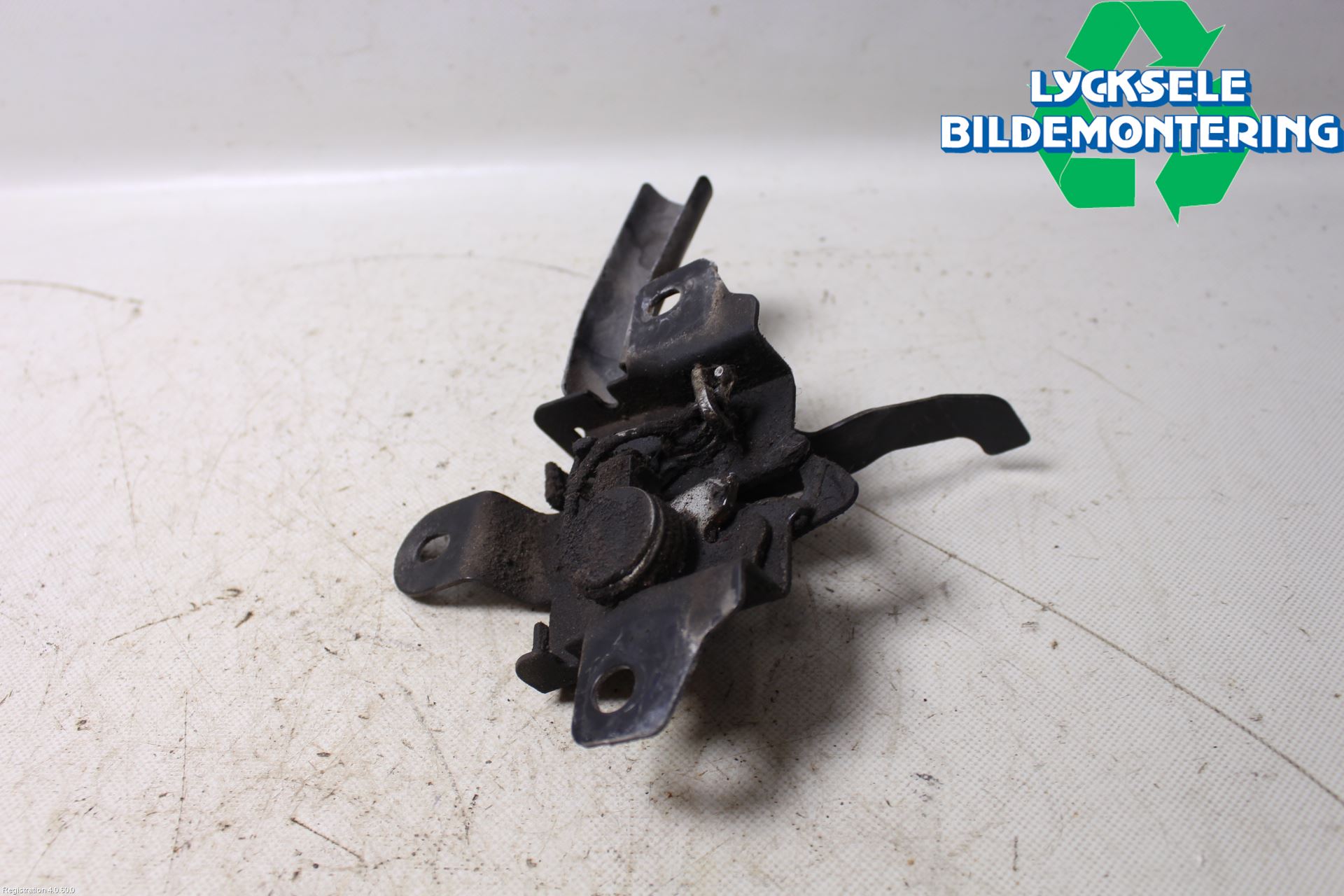 Subaru LEGACY 10-14 Huvlås