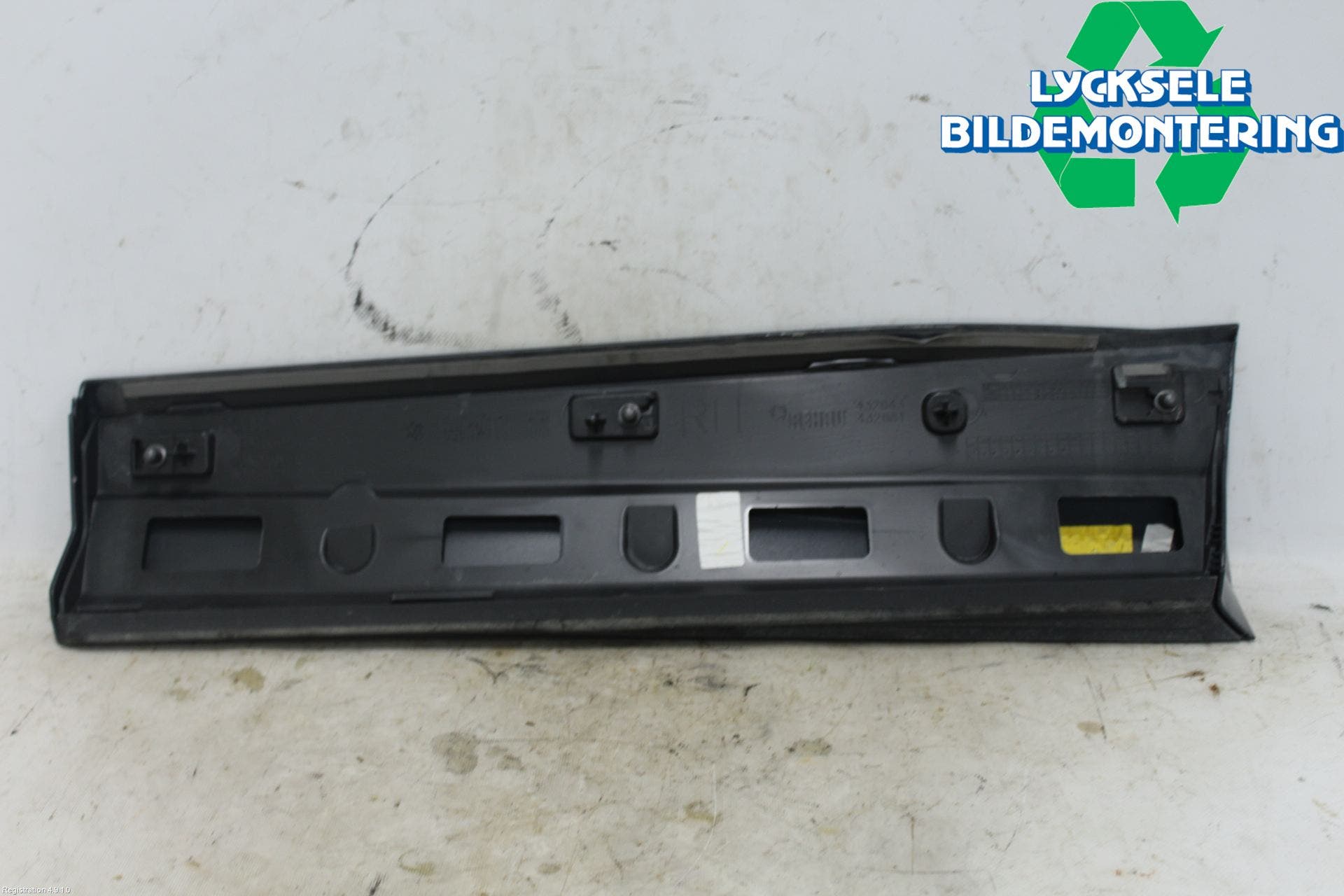 Audi Q3 F3 19- Dörr Dekorlist Bak Hö