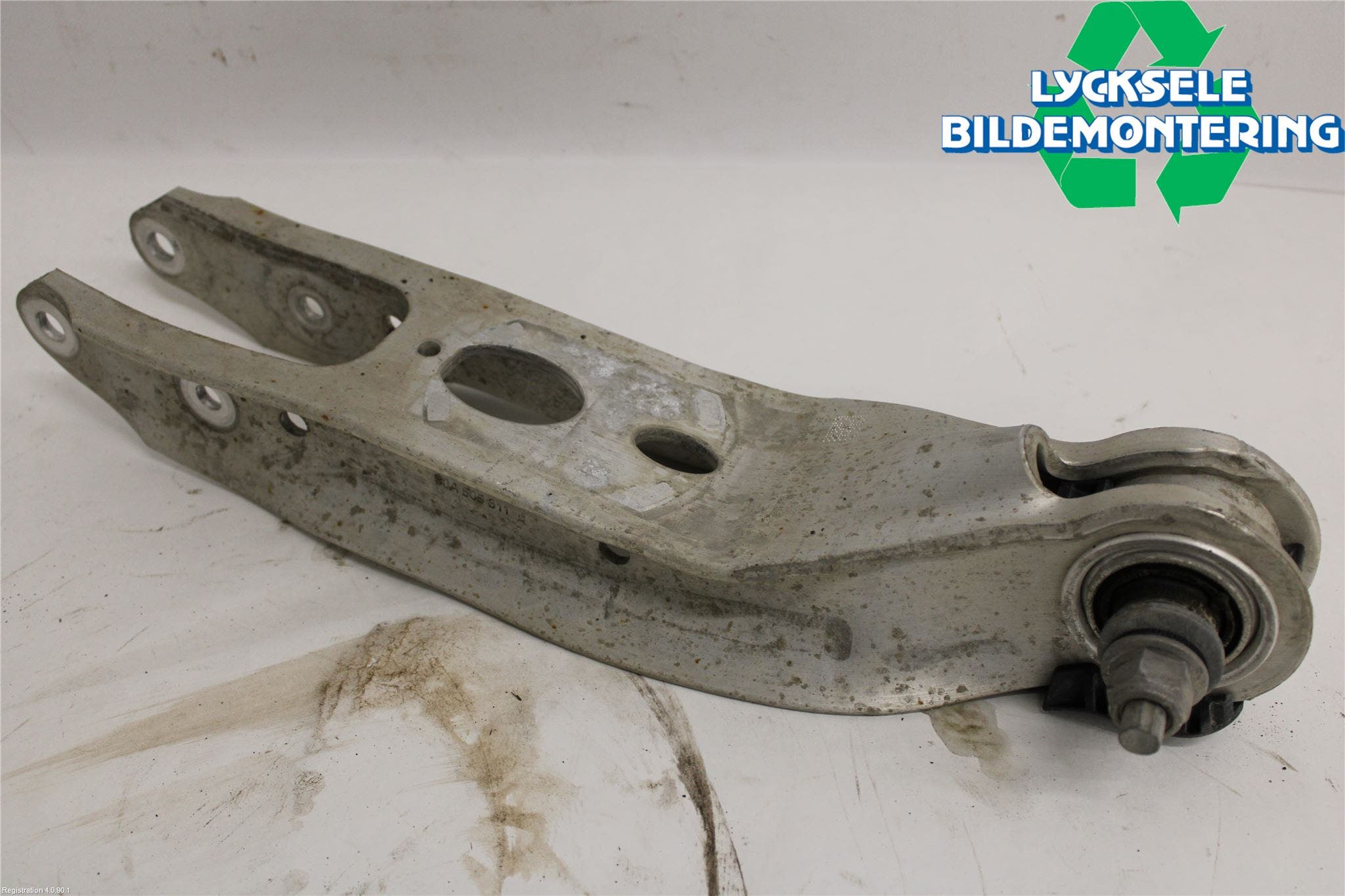 Audi A6 F2/C8 19- Bärarm Bak Vä-Hö