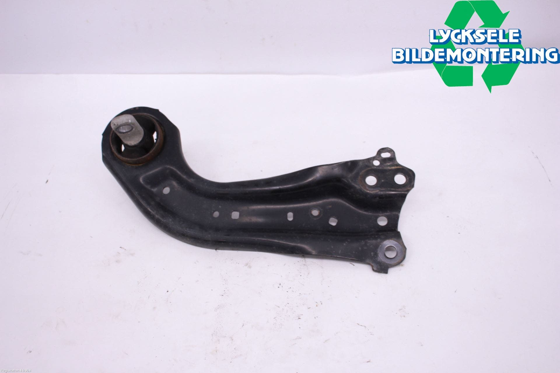 Toyota RAV4 19- Bärarm Bak Vänster