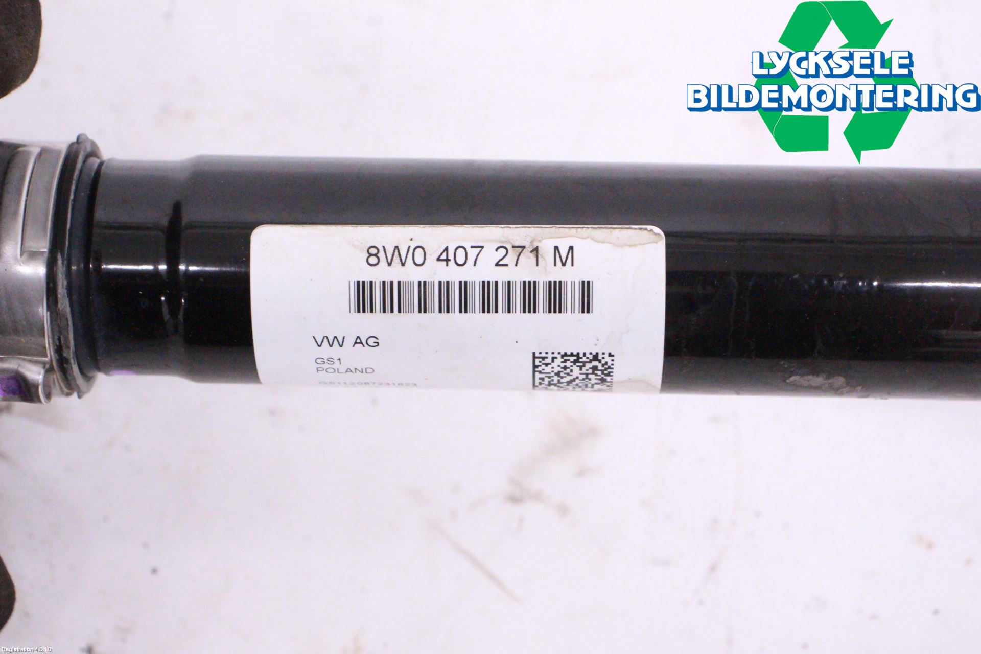 Audi A4/S4 B9 20- Drivaxel Fram Höger