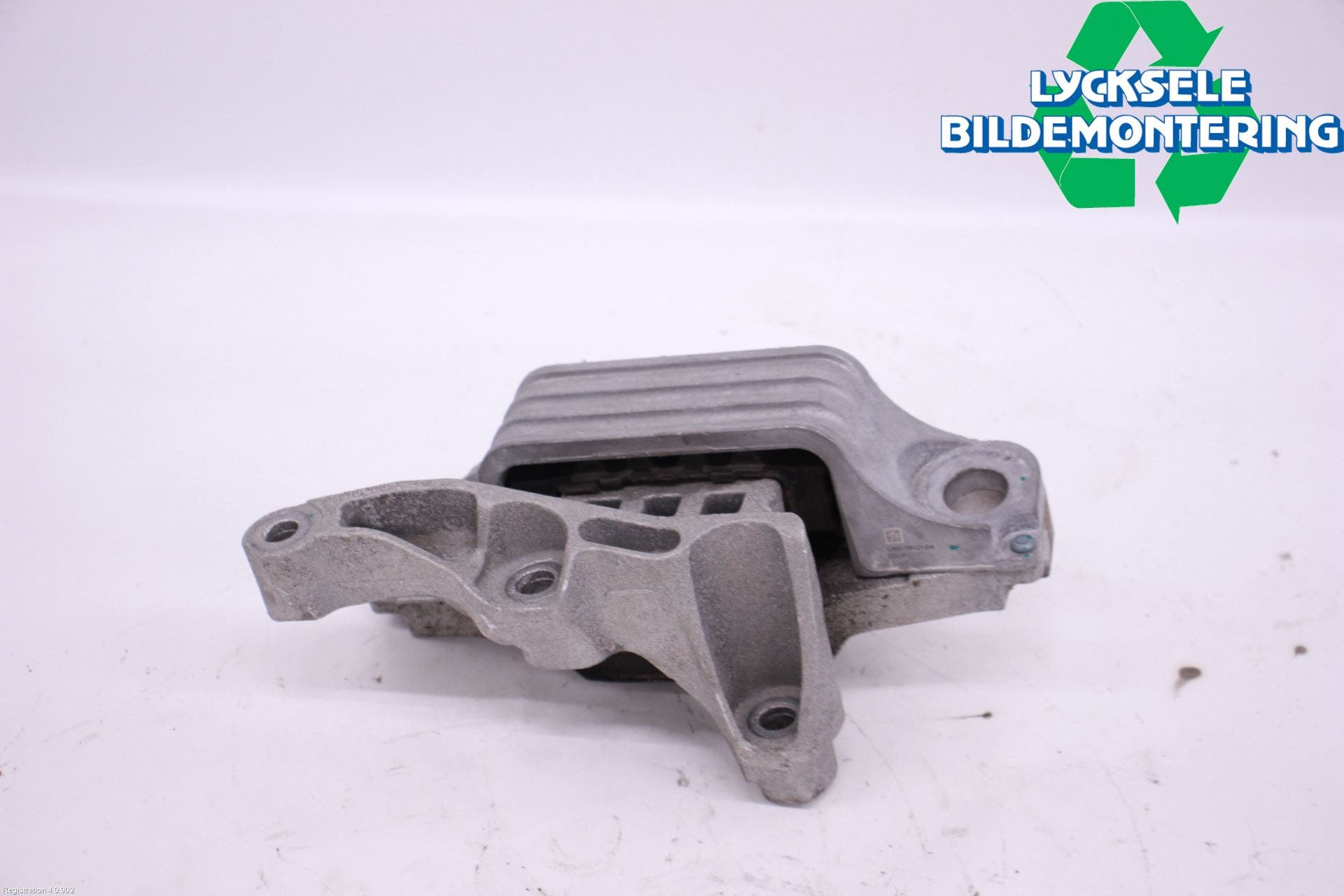 Ford KUGA/KUGA PHEZ/FHEV 20- Växellådsfäste