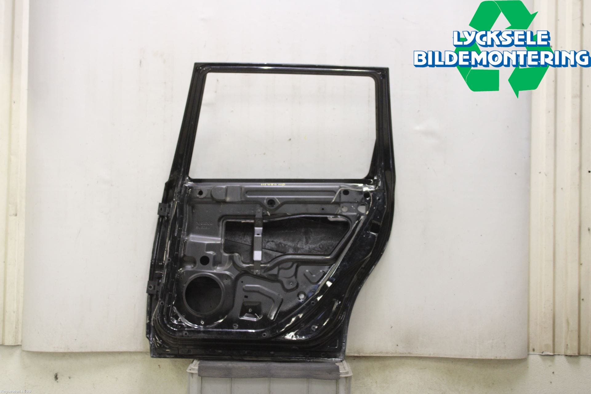 Volvo V70 00-04 Dörr Bak Höger