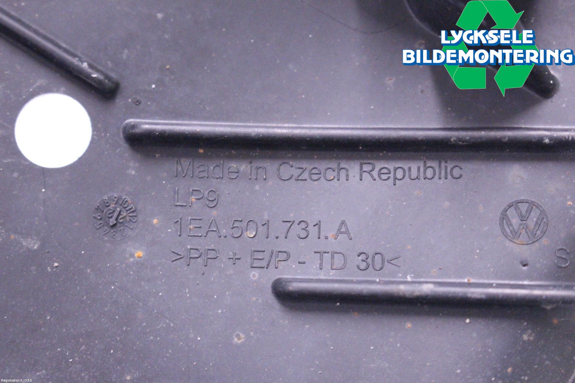 Volkswagen VW ID.4 21- Stänkskydd