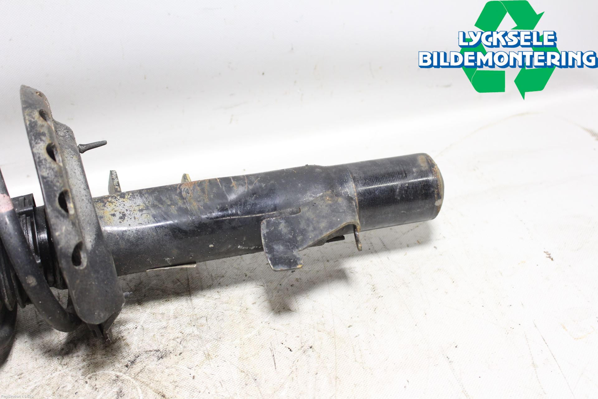 Volvo V60 11-13 Fjäderben Fram Vänster