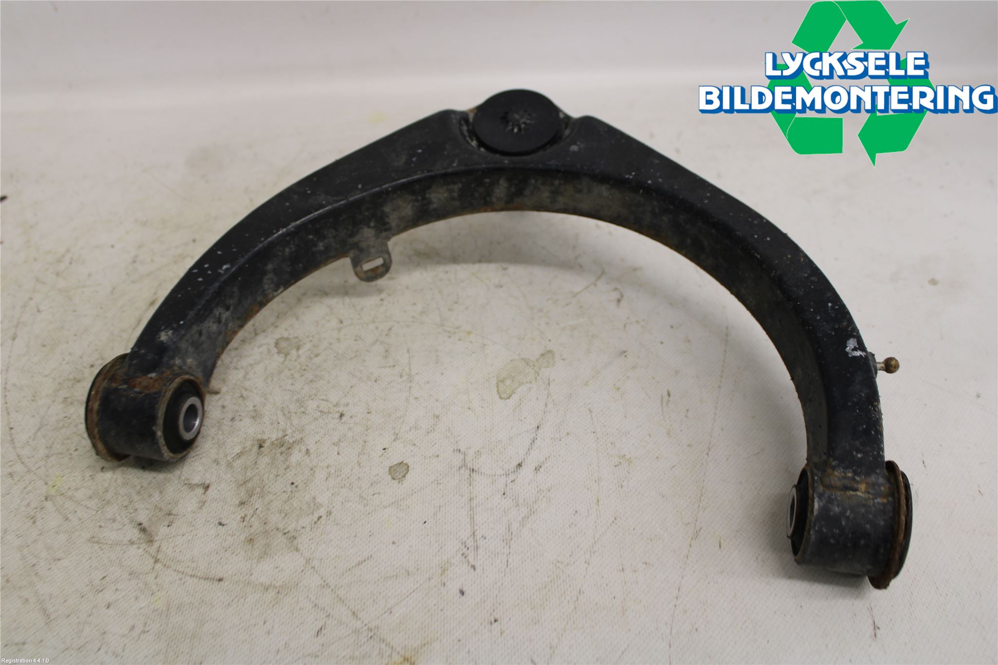 Dodge PICK UP RAM 81- Bärarm Fram Övre Vä