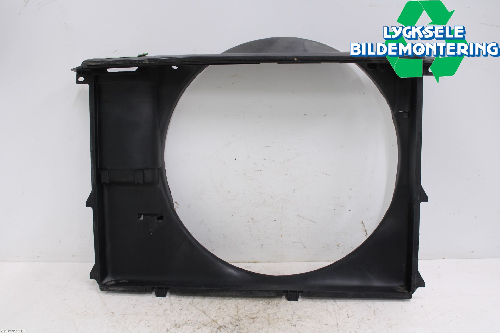 BMW 7 E38      93-01 Kylfläktkåpa