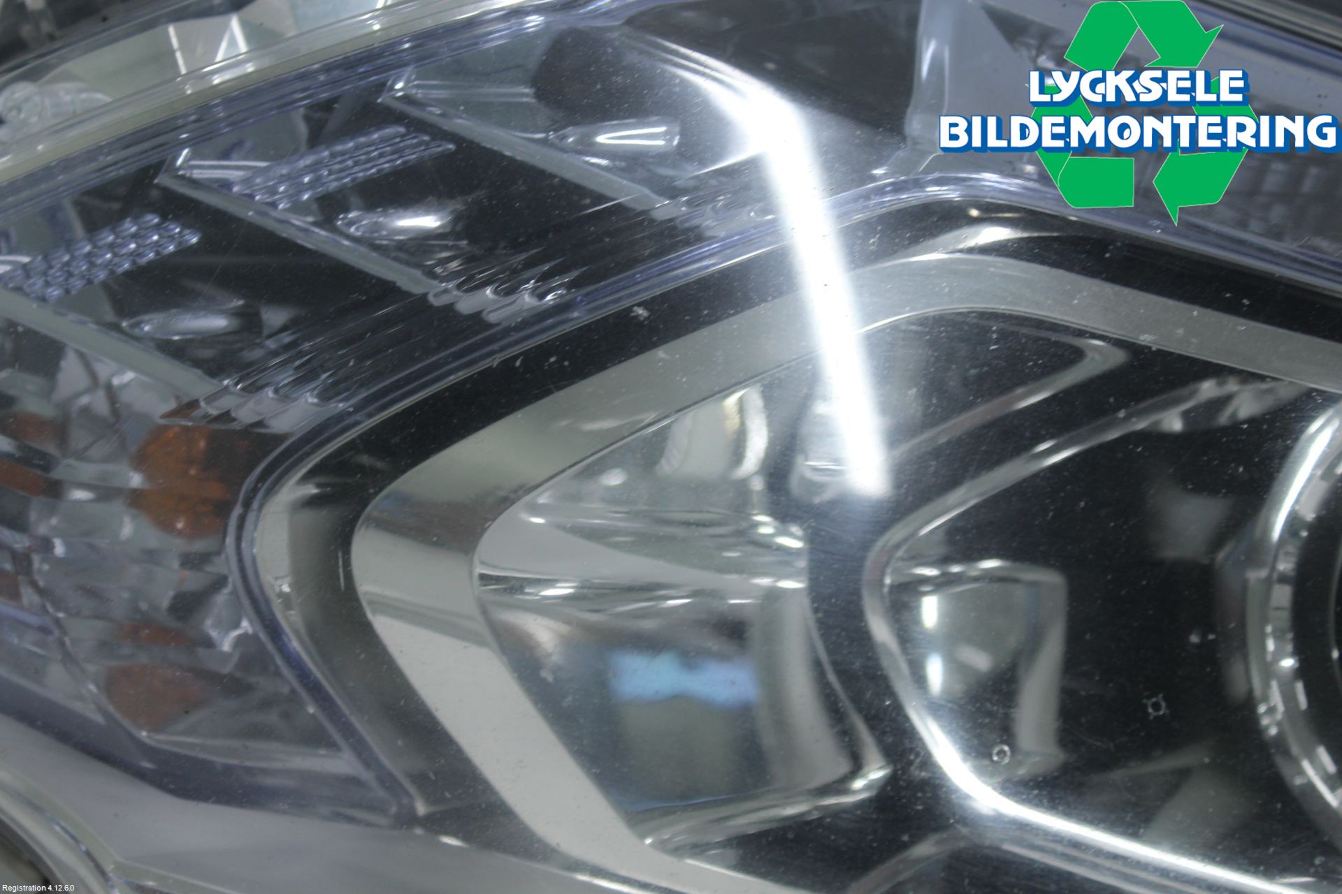 Mitsubishi L200 16-23 Strålkastare Vänster