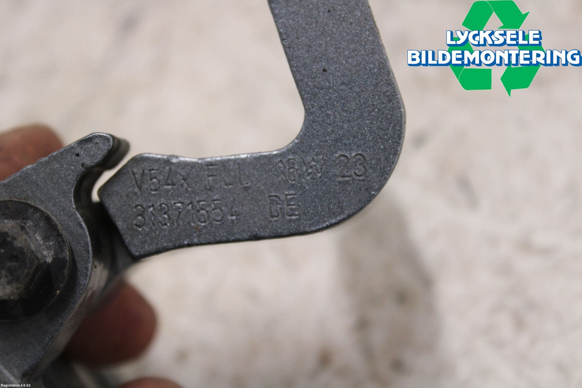 Volvo V90 17->> Dörrgångjärn