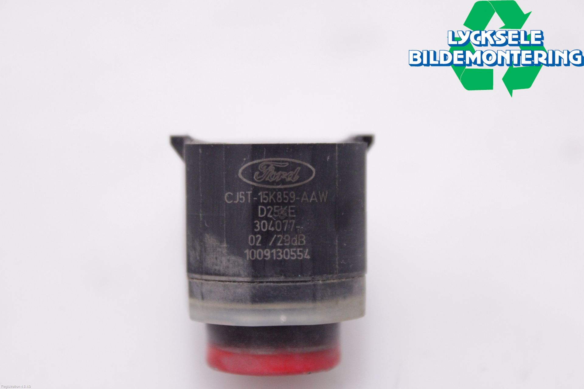 Ford KUGA 13-16 Parkeringshjälp Frontsensor