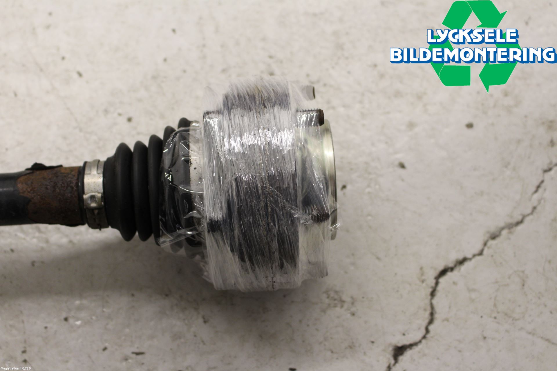 Audi Q7/SQ7 Drivaxel Bak Vänster