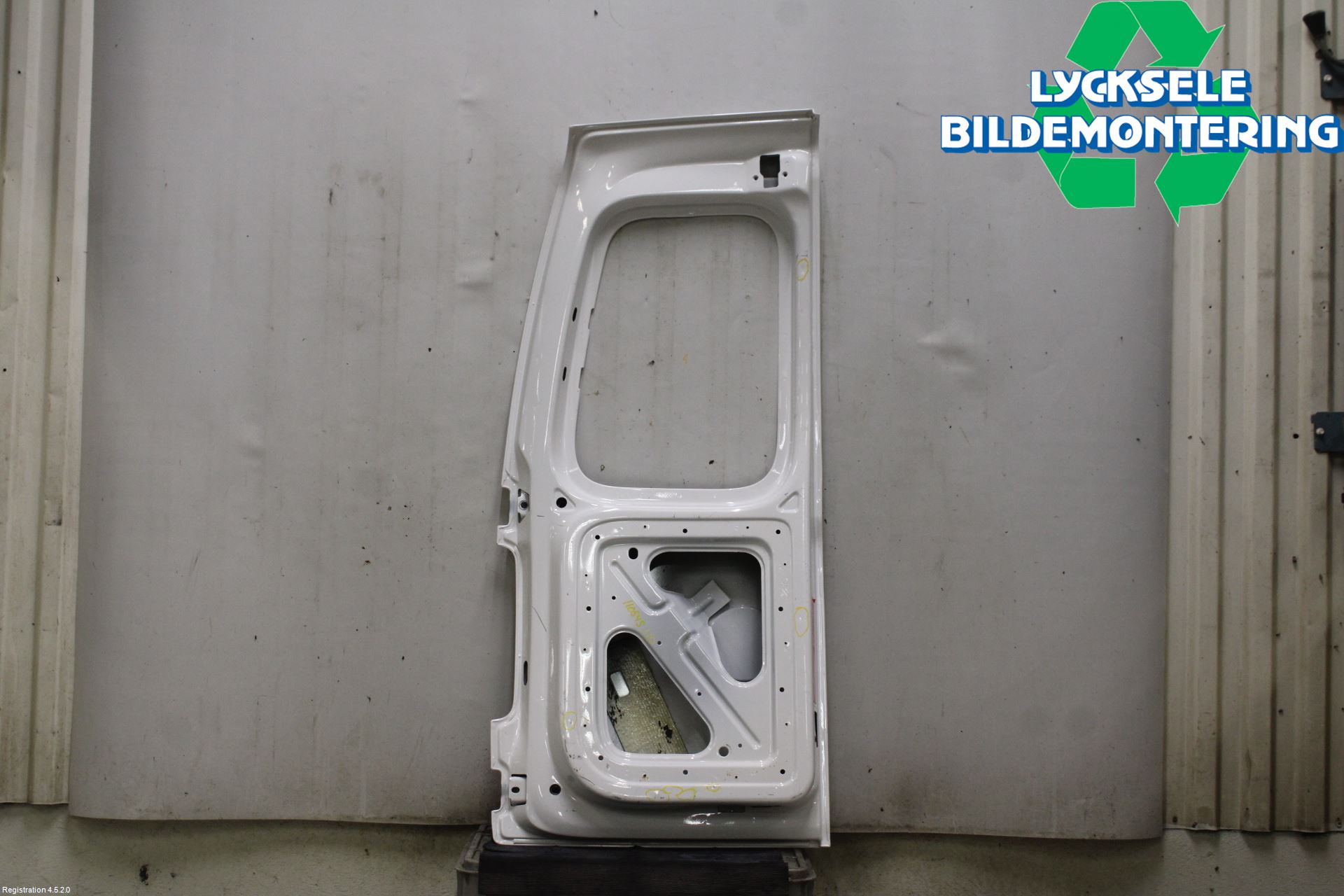 Volkswagen VW CADDY 11-15 Dörr Bak Van-Skåp Höger