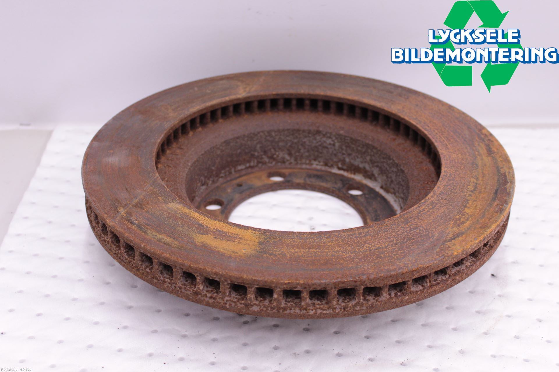 Toyota HILUX 16- Bromsskiva Fram