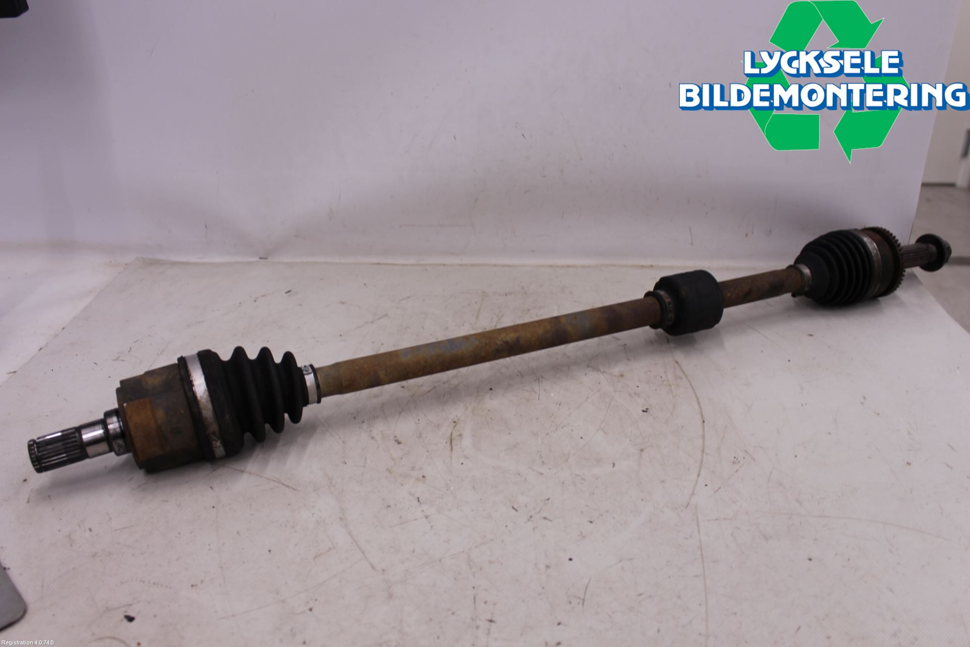Hyundai i10 BA 14-16 Drivaxel Fram Höger