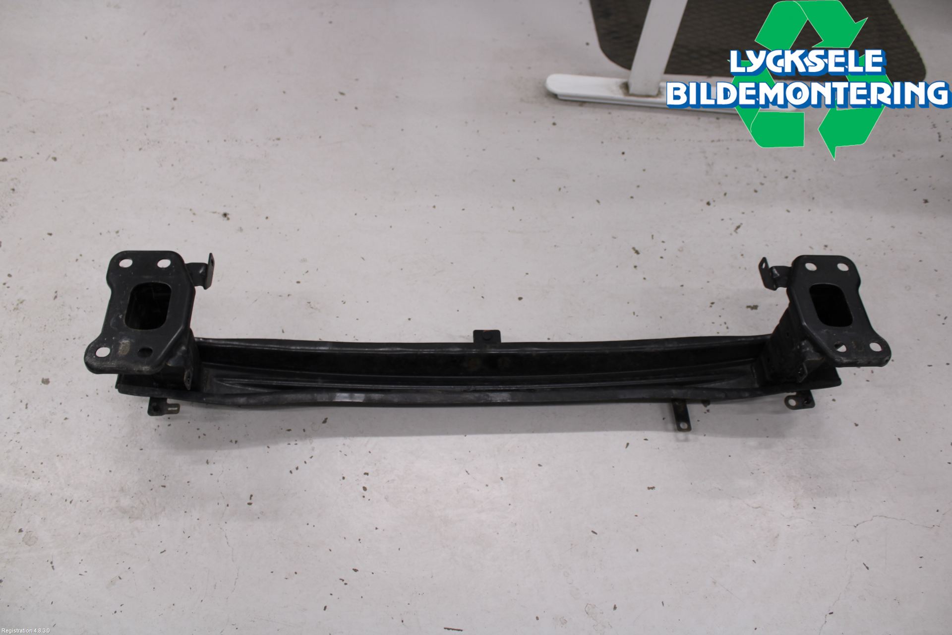 Skoda SUPERB 09-15 Stötfångarbalk Fram