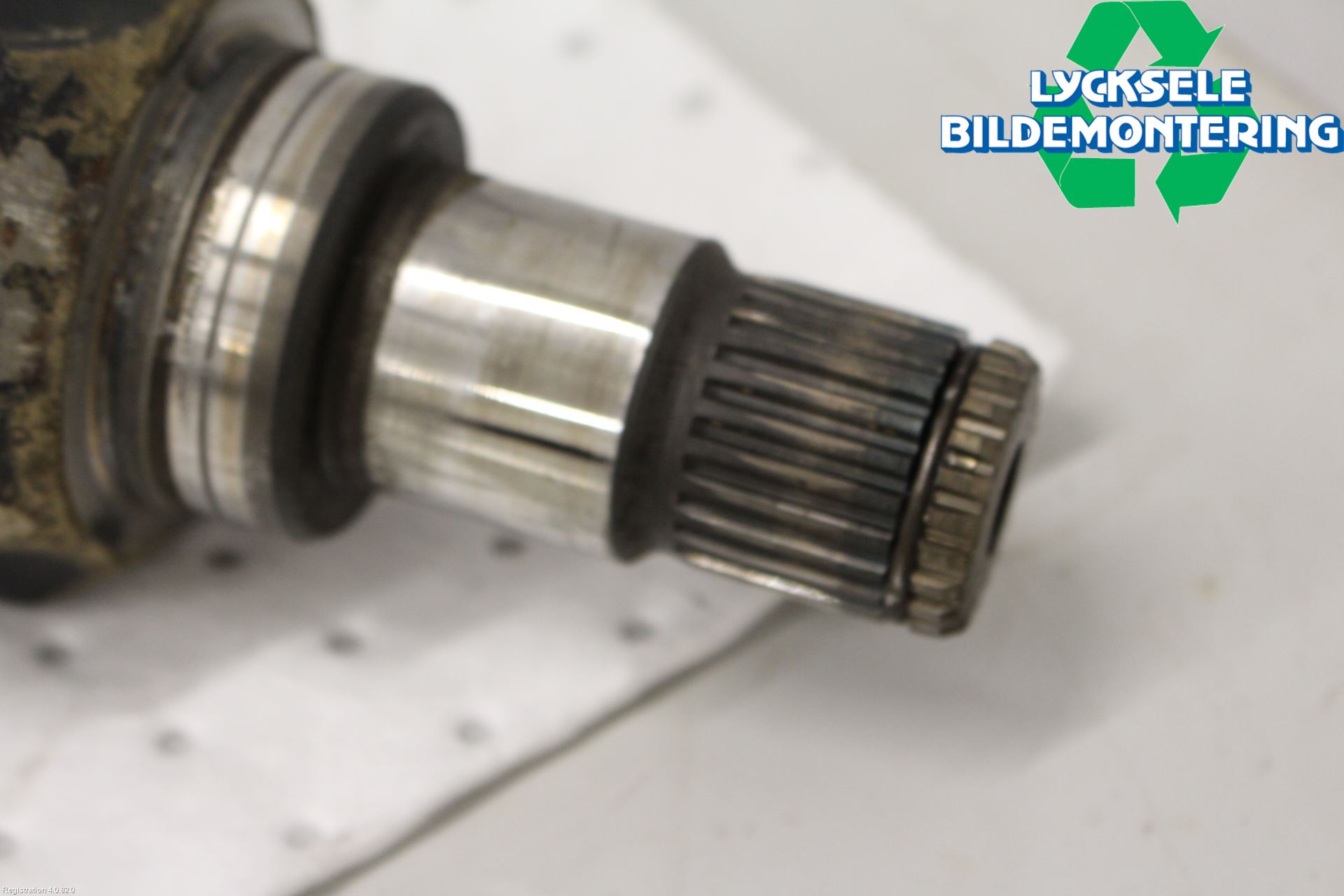 Toyota AVENSIS 09-15 Drivaxel Fram Vänster