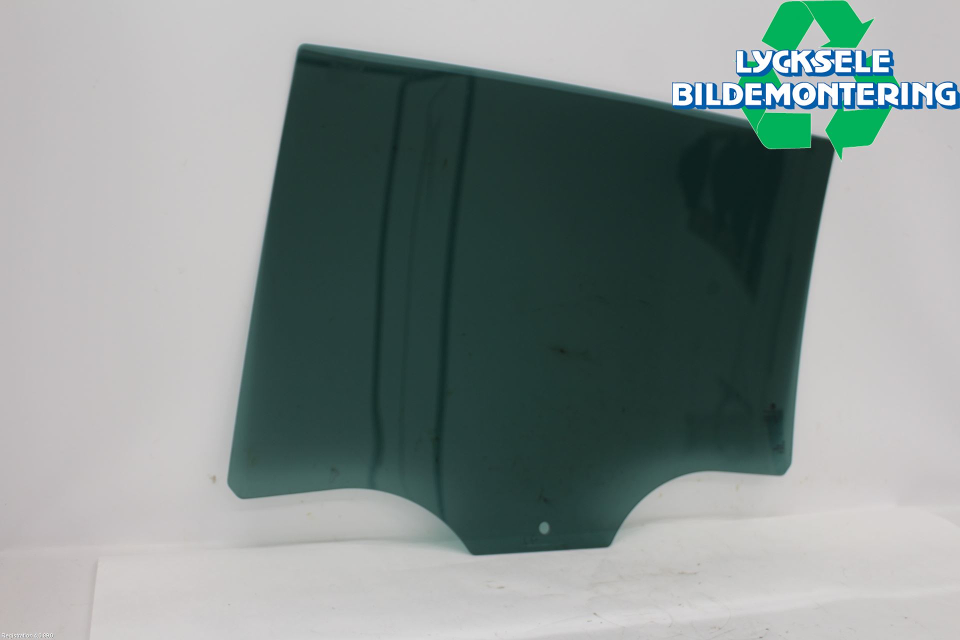 Skoda SUPERB 16-24 Dörruta Bak Höger