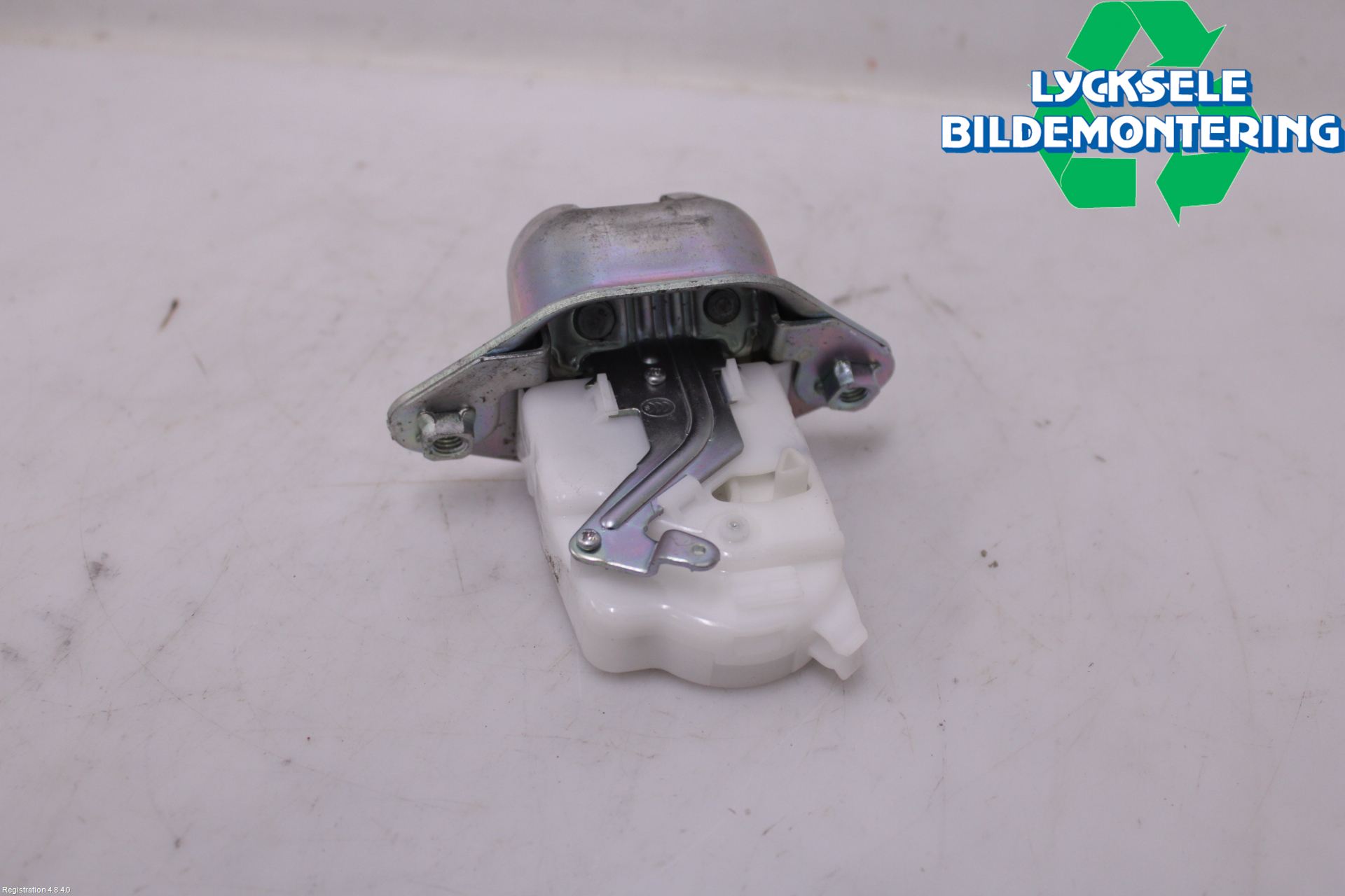 Subaru OUTBACK 15-20 Låskista Baklucka