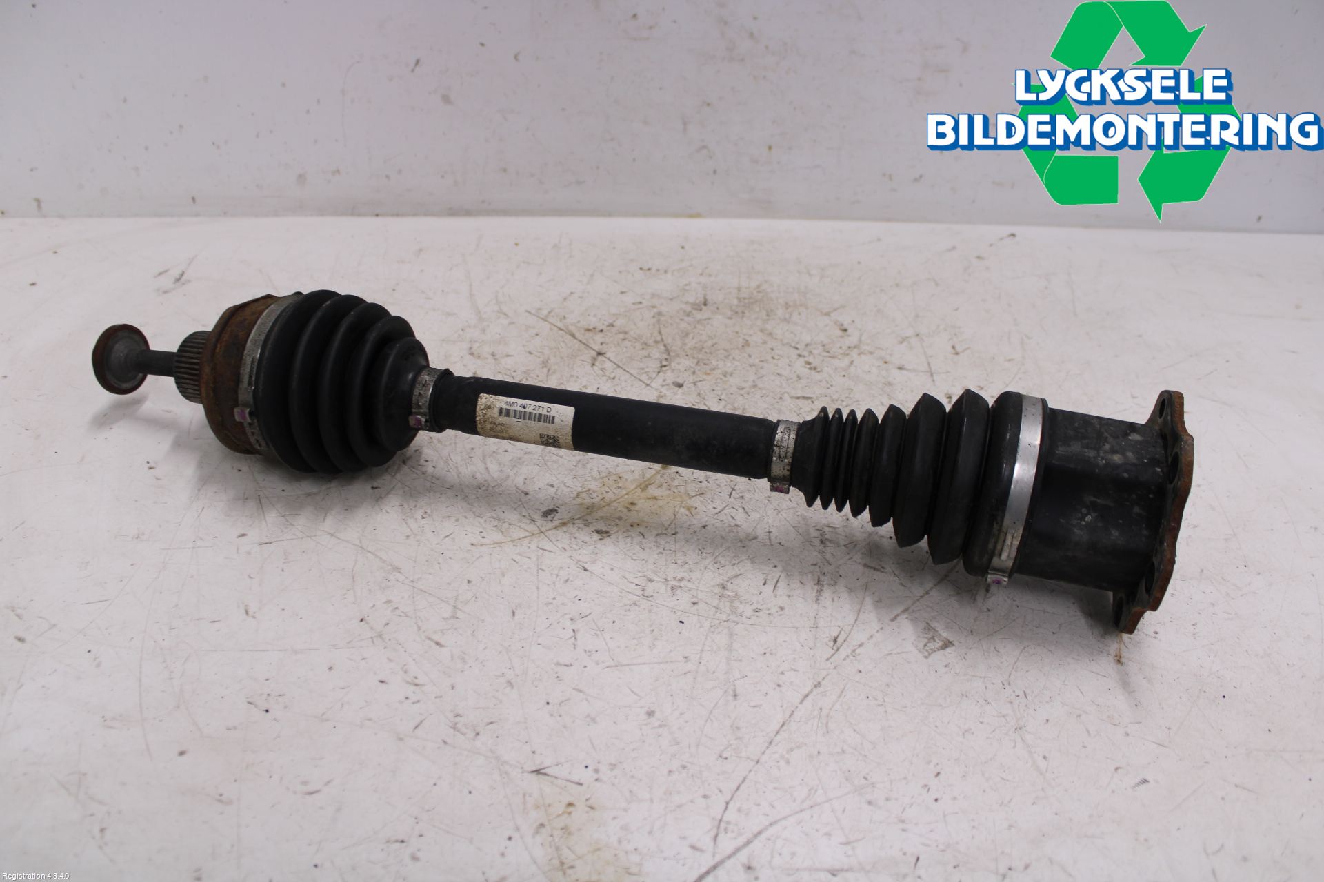 Audi Q8/SQ8 4M 19- Drivaxel Fram Vänster