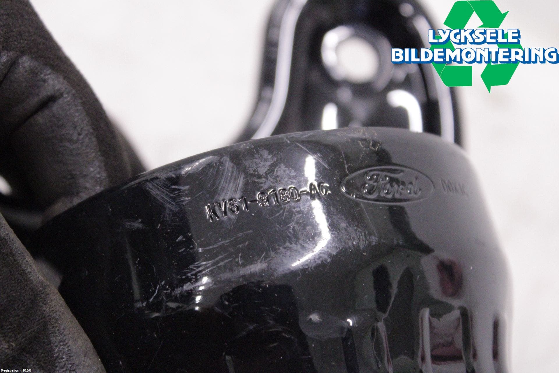 Ford TRANSIT/TOURNEO CONNECT 13-22 Bränslefilter-Hållare