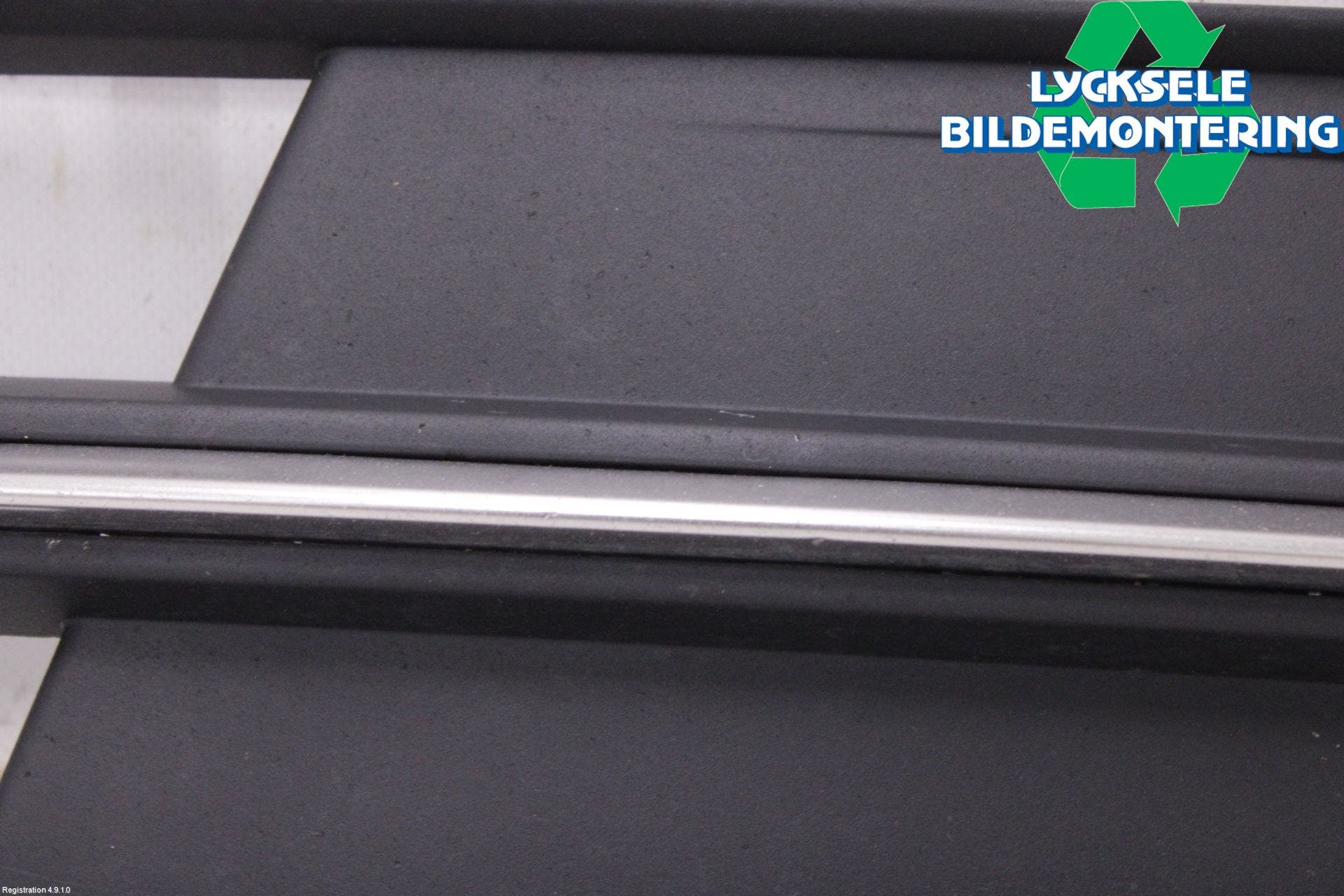 Audi A6 ALLROAD 12-18 Grilldel Vänster