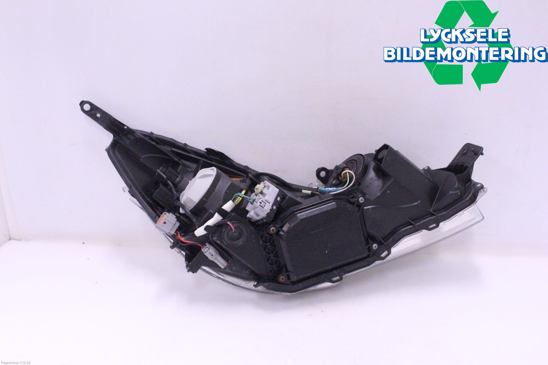 Subaru LEGACY 10-14 Strålkastare Vänster