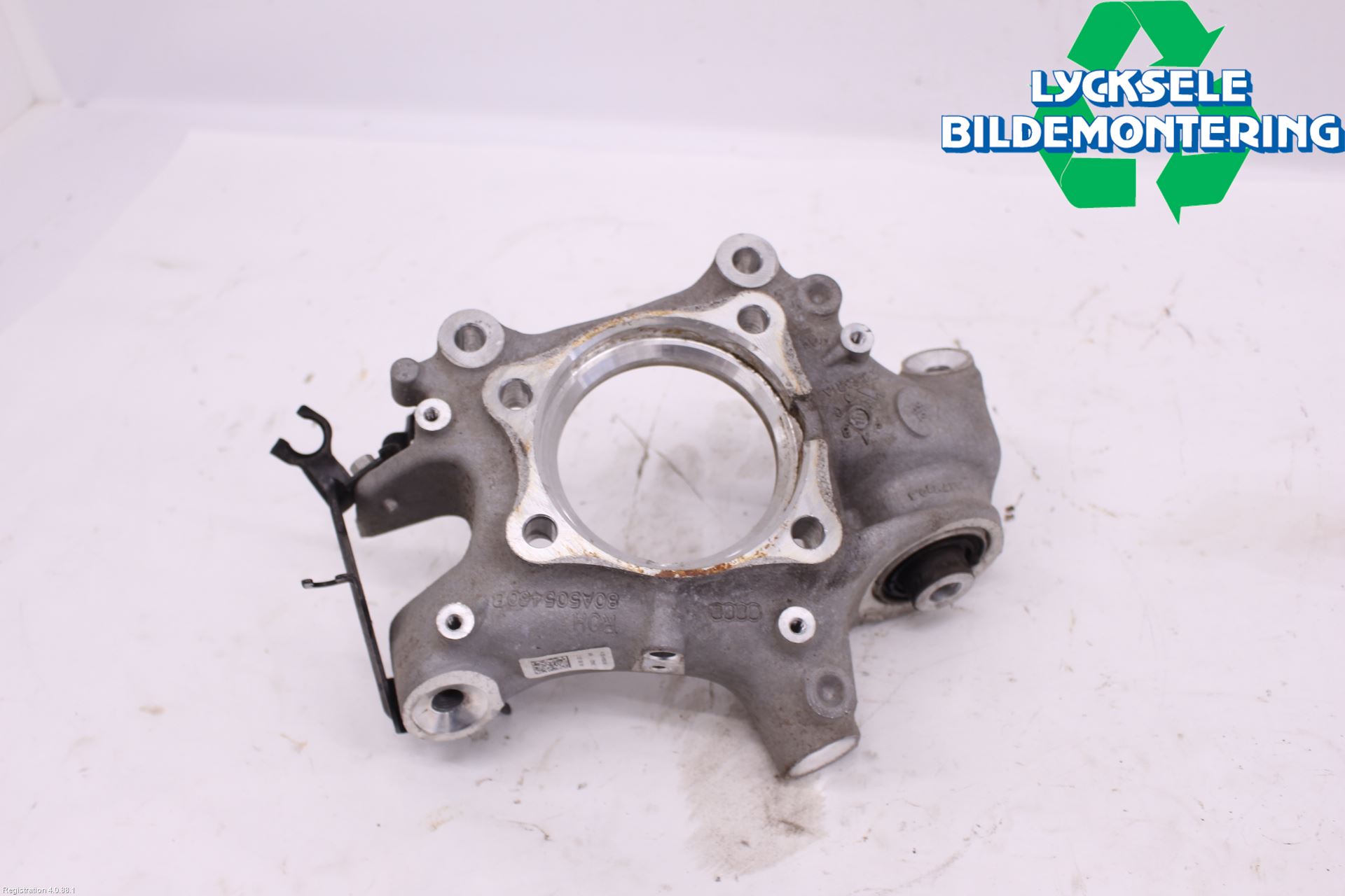 Audi A6 F2/C8 19- Hjullagerhus-Spindel Hö B