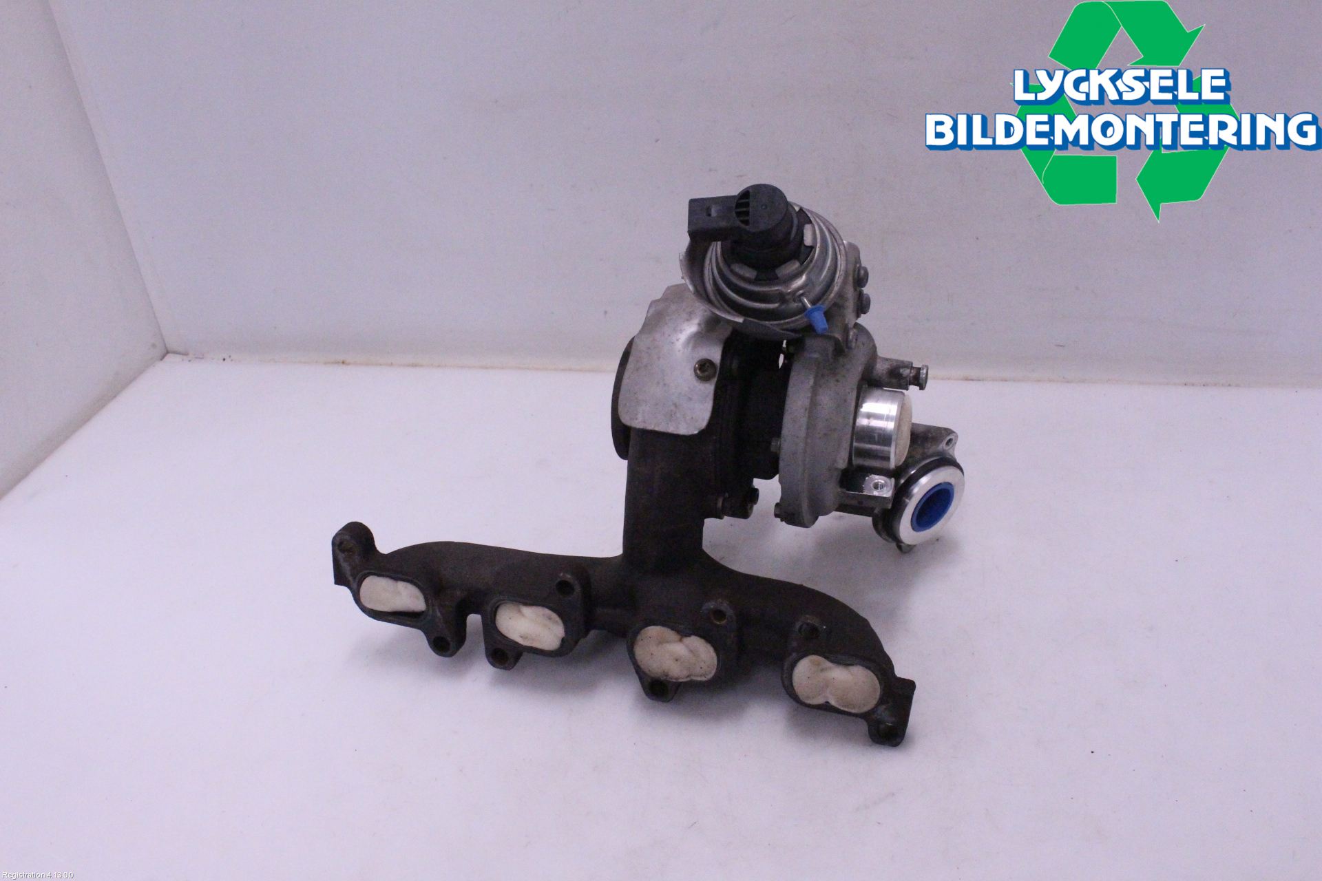 Volkswagen VW GOLF VI 09-13 Turboaggregat