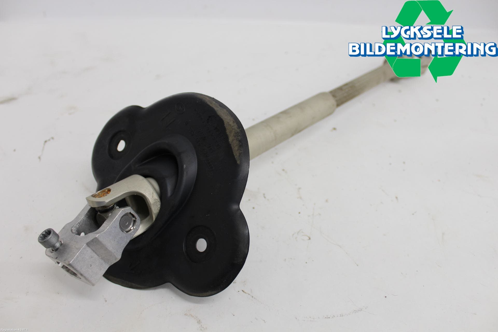 Audi A6 F2/C8 19- Rattaxelknut