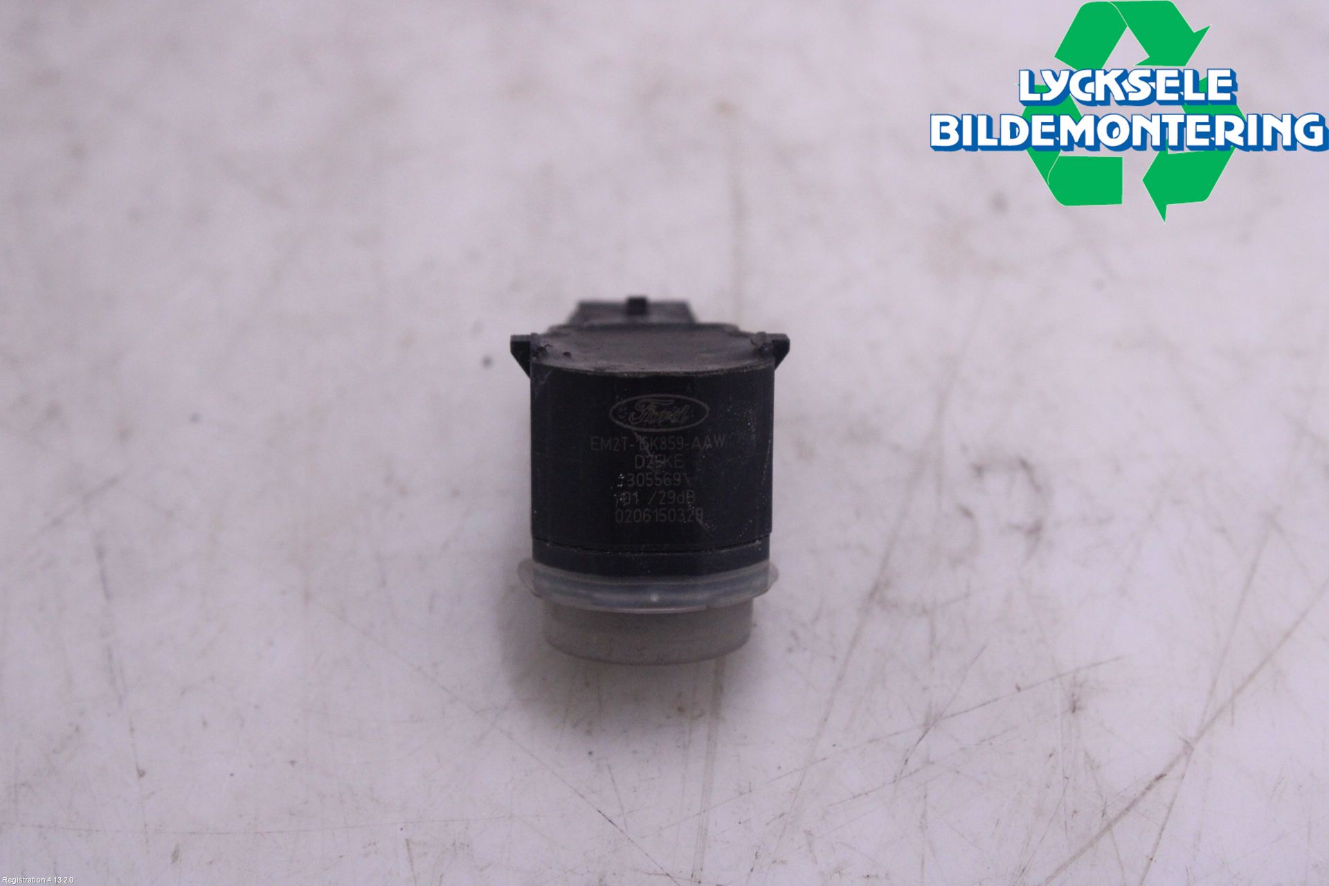 Ford FOCUS 15-18 Parkeringshjälp Frontsensor