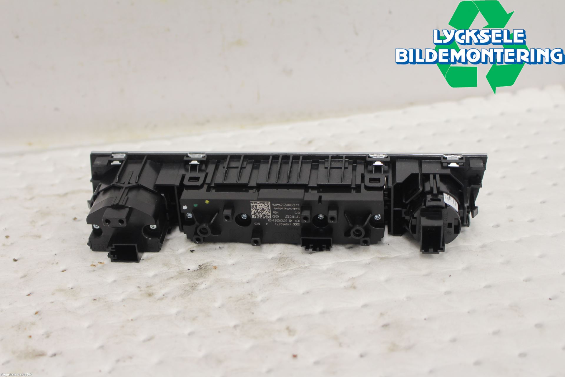 Audi A6 F2/C8 19- Strömställare Multifunktion