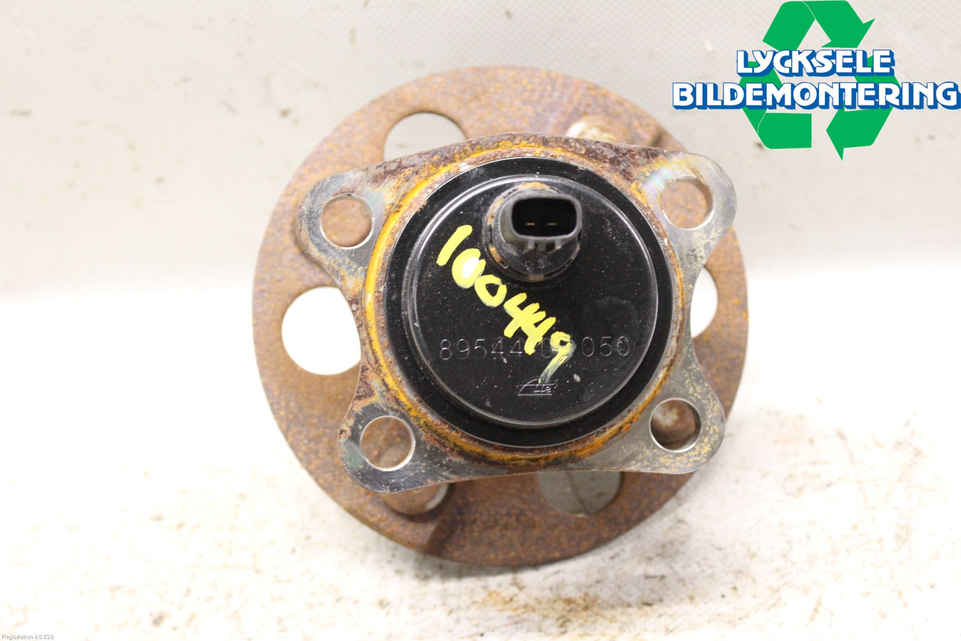 Toyota YARIS XP130 15-20 Nav Bak