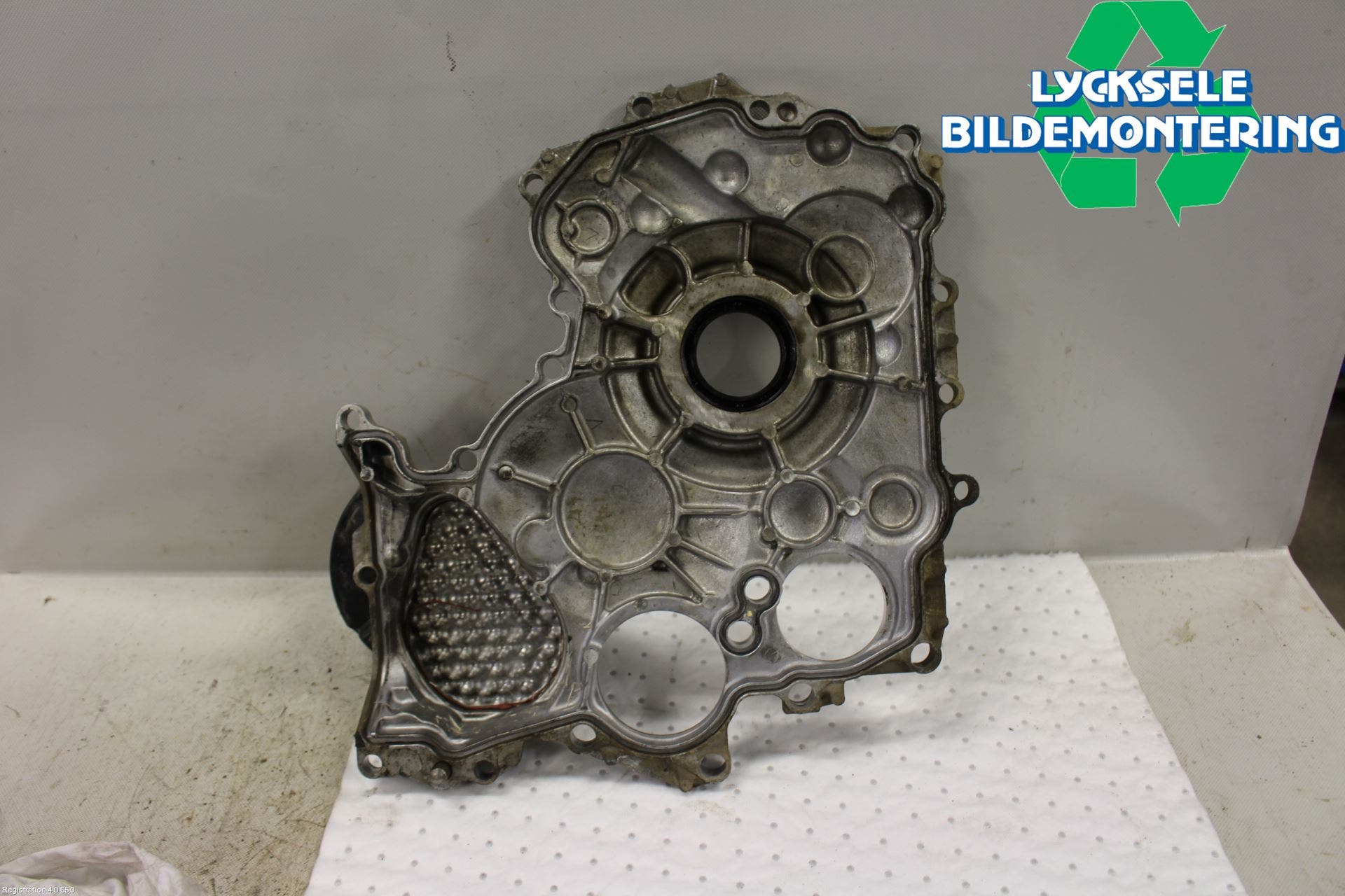 Isuzu D-MAX Kamrem-Transmissionskåpa