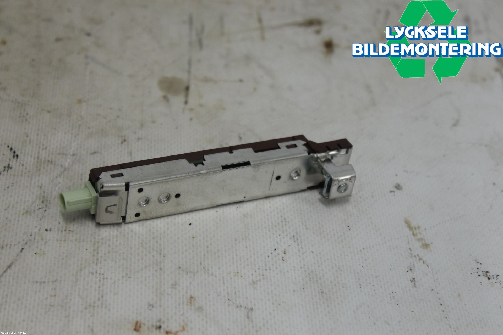 Audi Q3 F3 19- Antennförstärkare