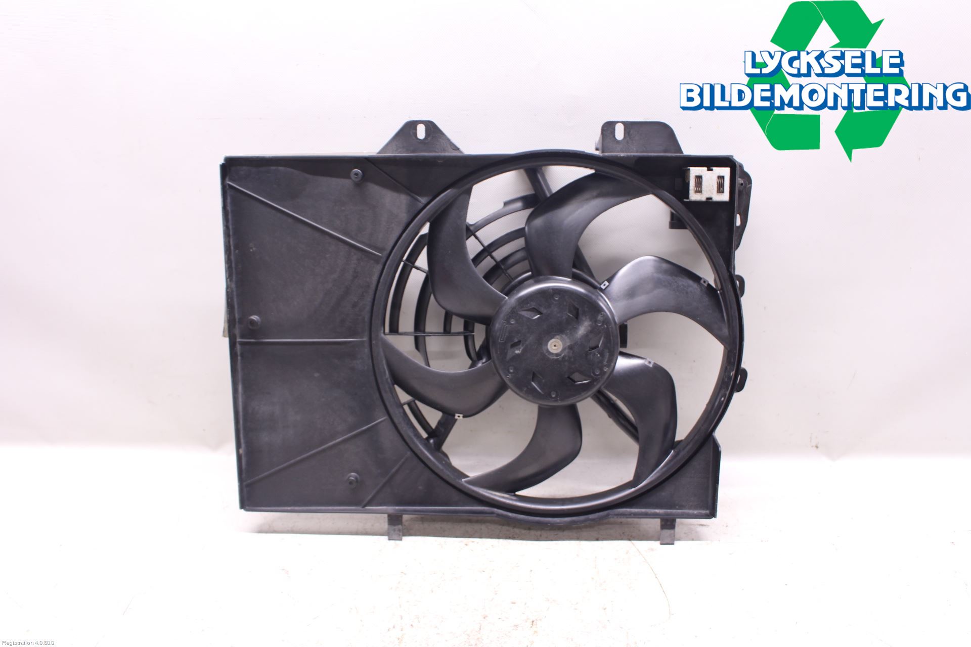 Peugeot 208 12-15 Kylfläktkåpa