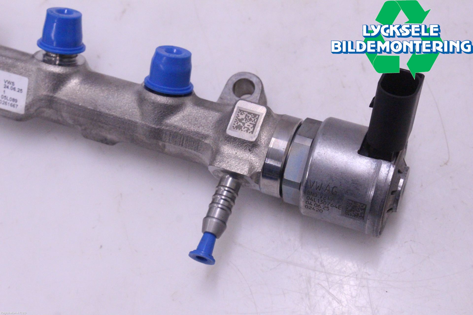 Volkswagen VW PASSAT 24- Inj. Fuelrail