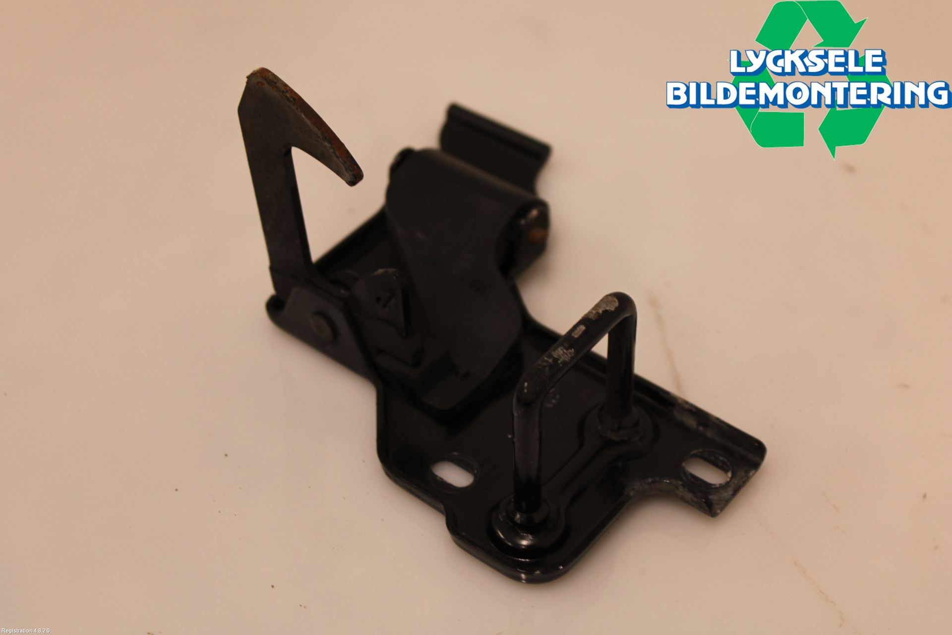 Skoda SUPERB 09-15 Huv Spärr