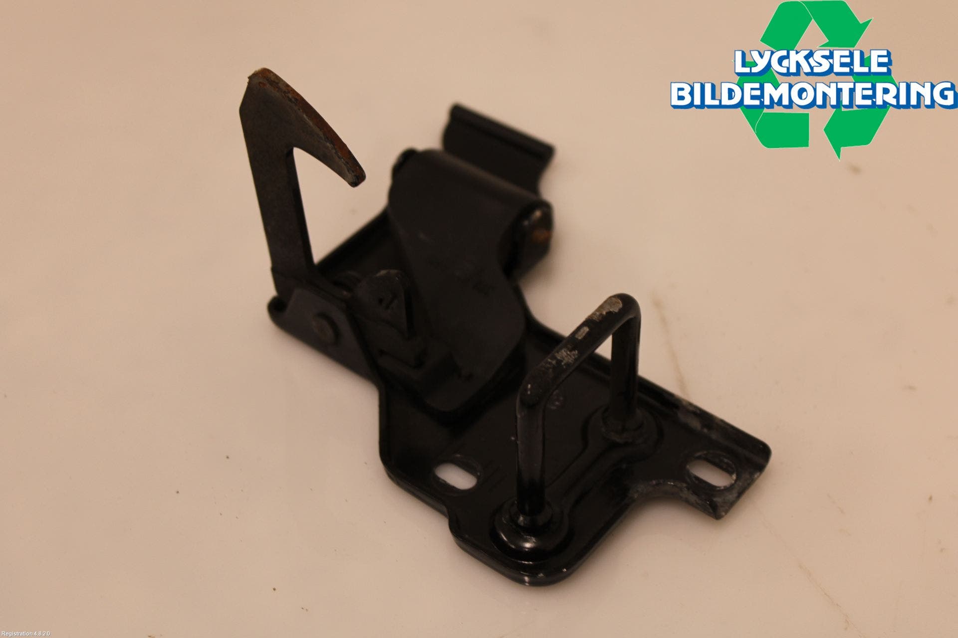 Skoda SUPERB 09-15 Huv Spärr