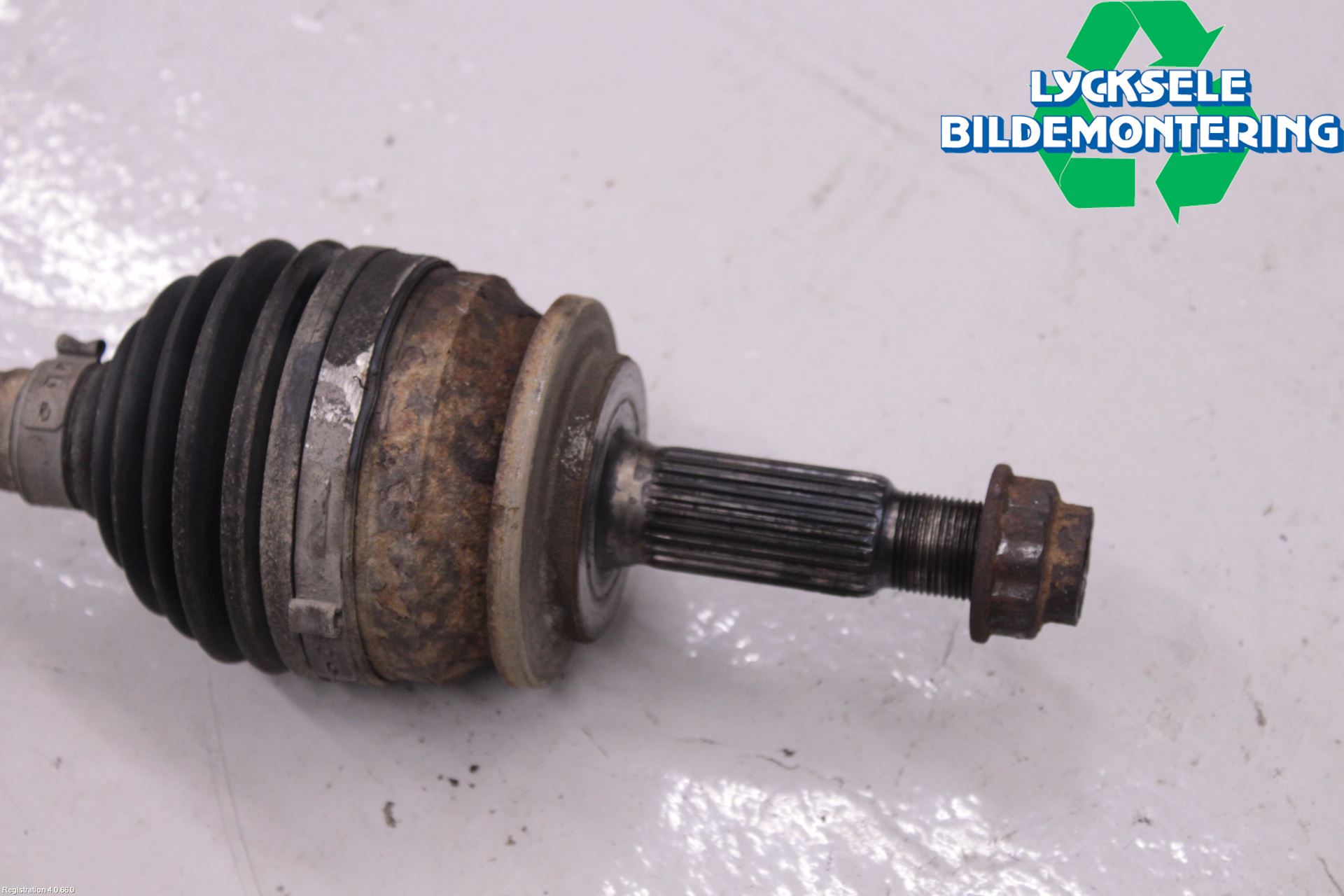 Toyota VERSO 09-18 Drivaxel Fram Vänster