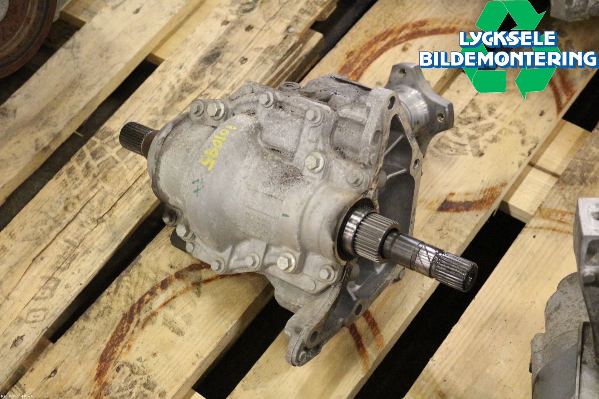 Dacia DUSTER 10-17 Växel Fördelningslåda