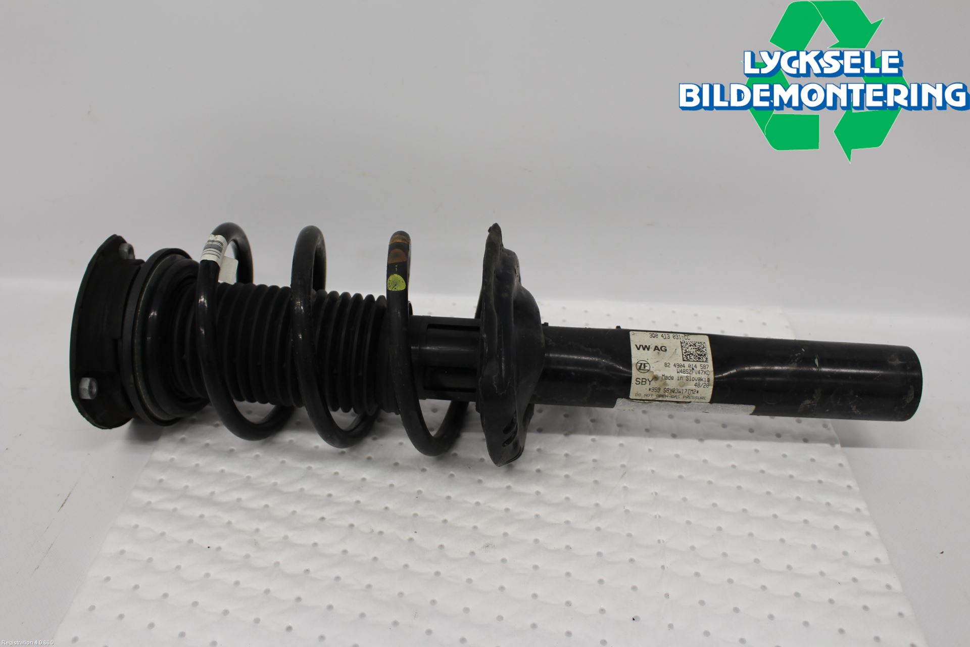 Volkswagen VW PASSAT 20-24 Fjäderben Fram Vänster