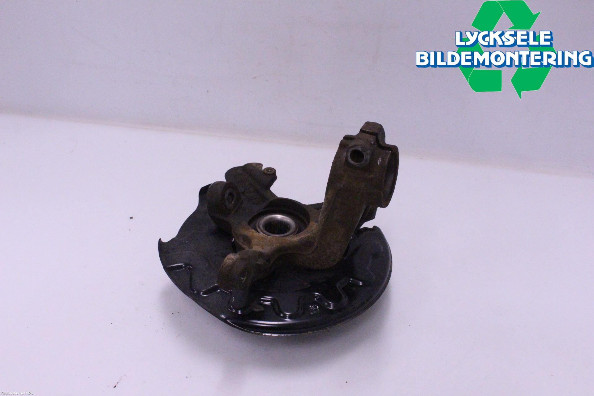 Volkswagen VW POLO 10-17 Styrspindel Lagerhus Hö