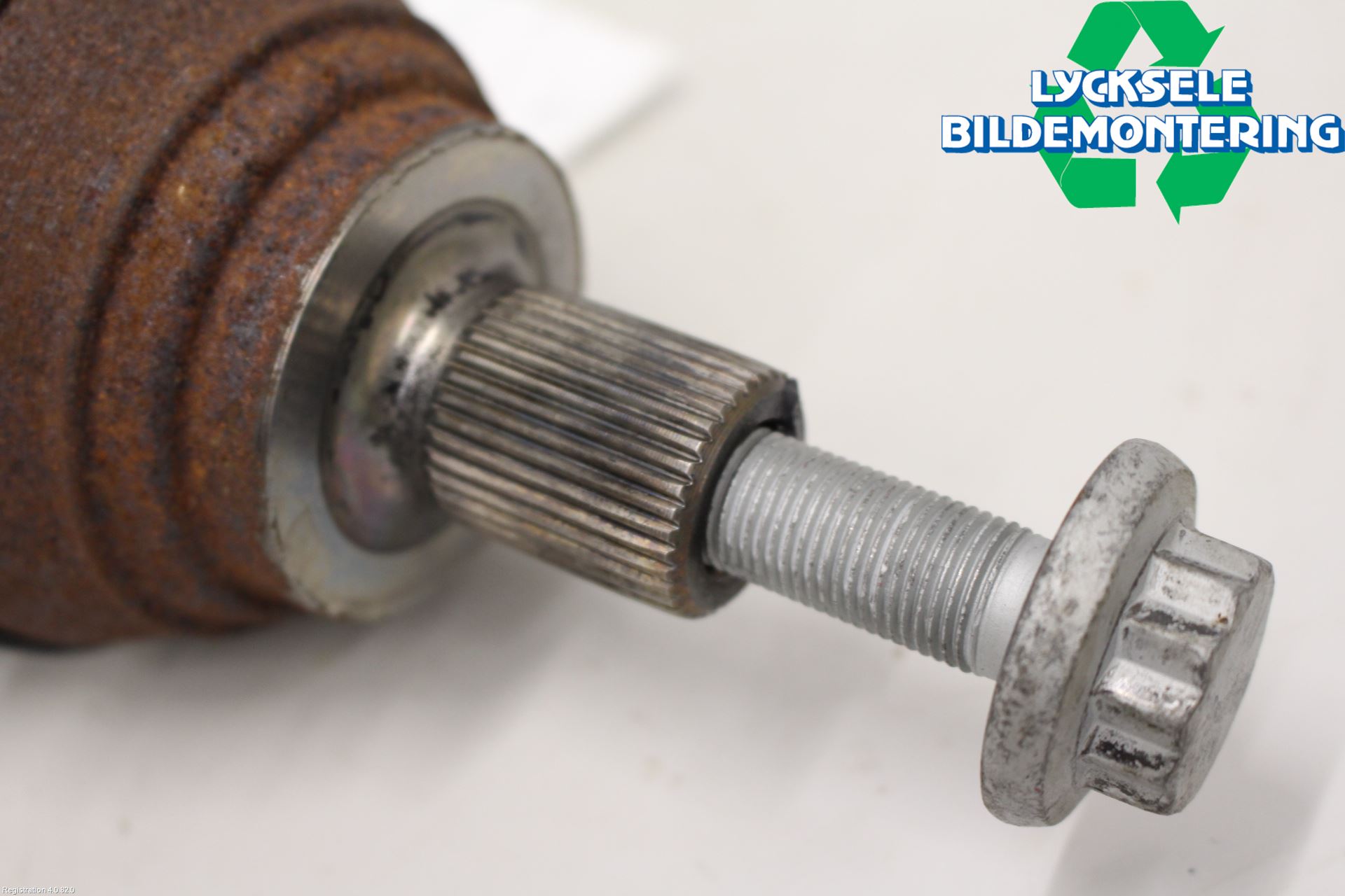 Audi A3/S3 8Y 21- Drivaxel Fram Höger