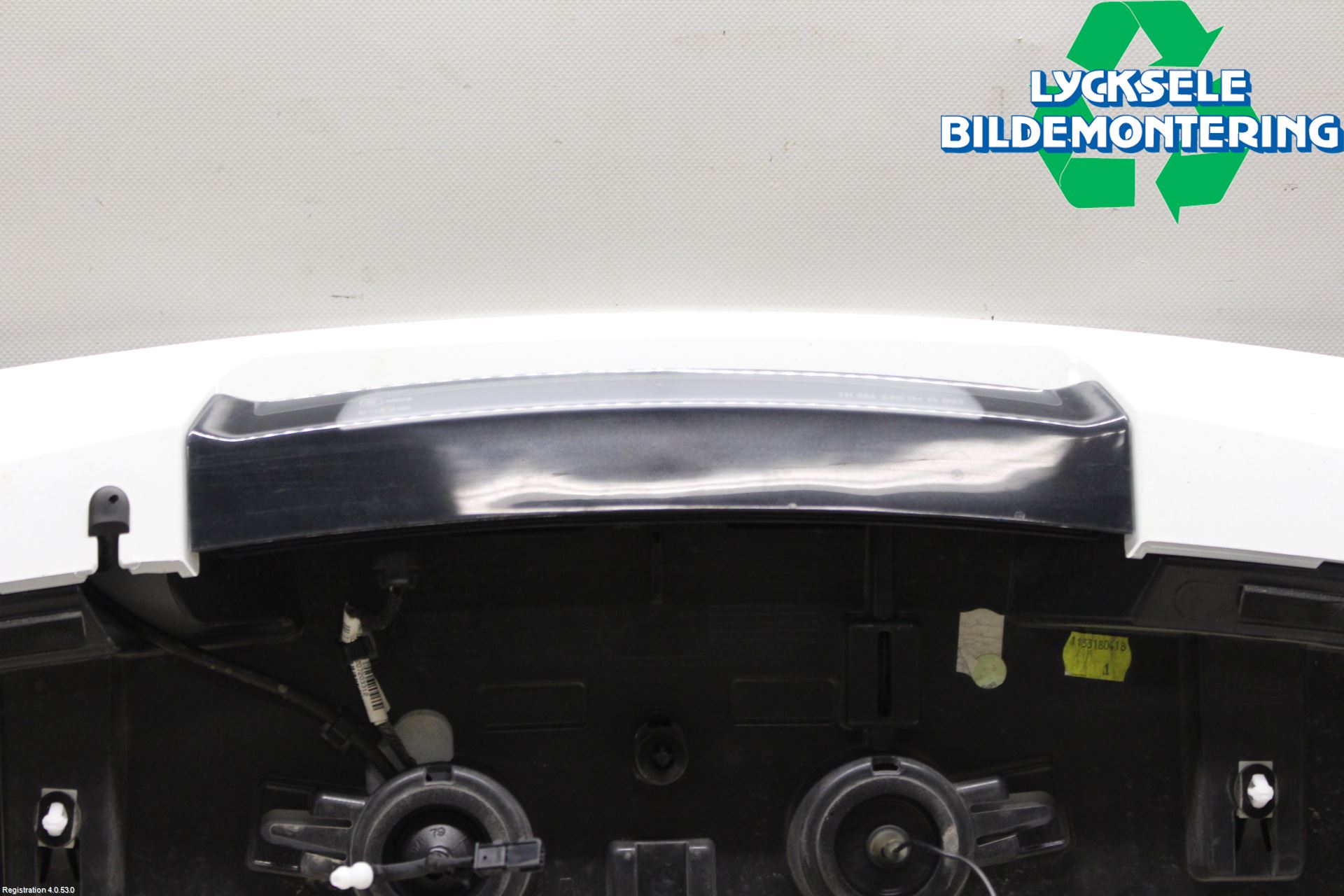 Opel INSIGNIA 17- Spoiler Baklucka